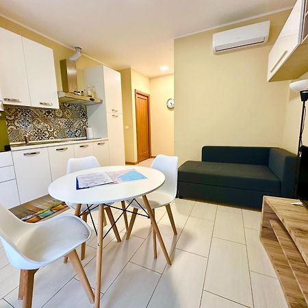 Aparthotel Grab A Flat In Coroneo Trieste Exterior foto